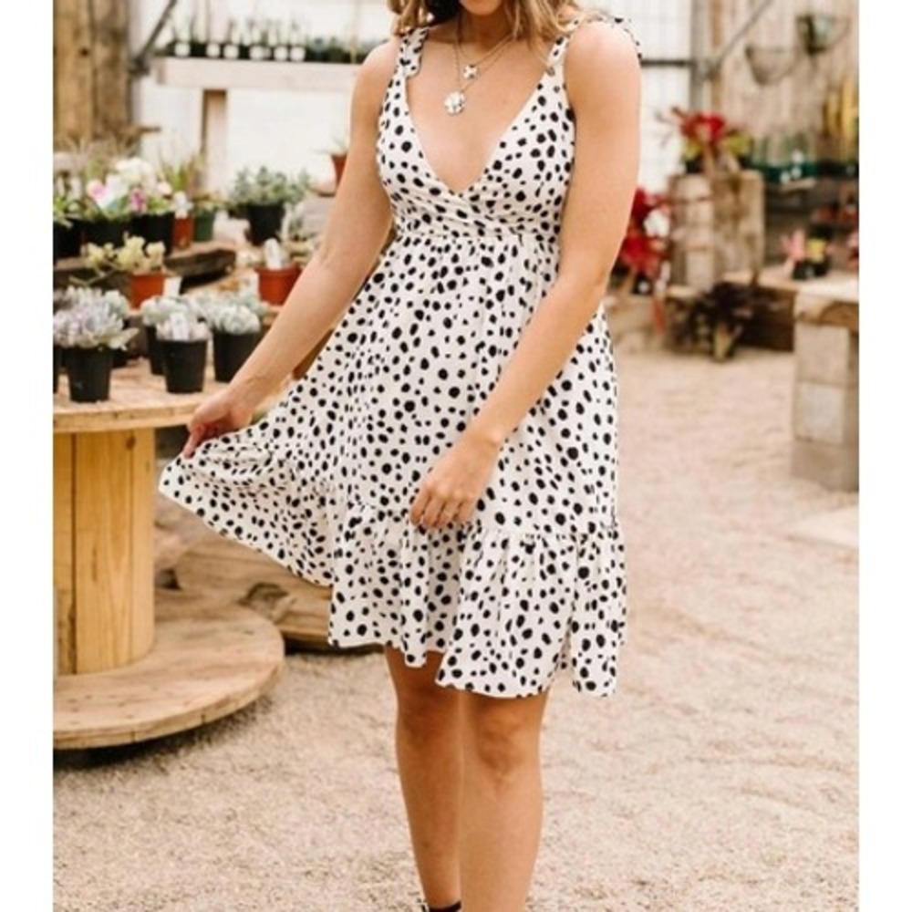 Davi & Dani Darling Dalmatian Dress Sz L White Beige Black Polka Dot Bow‎ Flirty